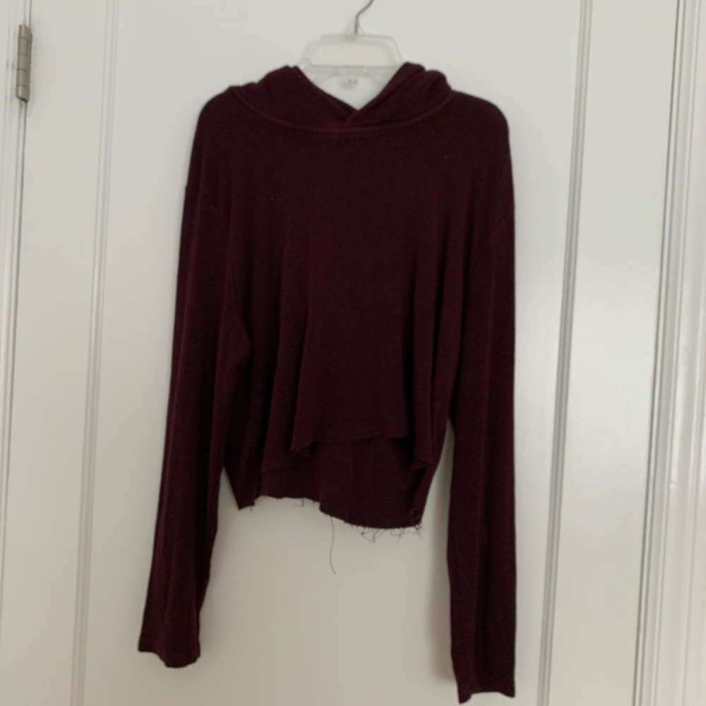 Maroon cropped sweater